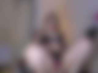 Live cam show with Estef_coll - Erotic Dance on sexylive.show