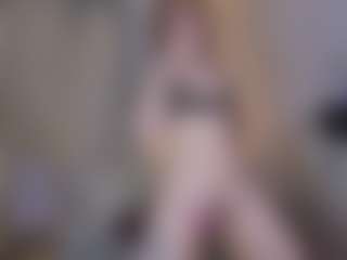 Live cam show with Estef_coll - Lush Curvy on StripNow