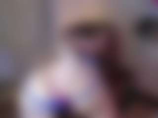 Live cam show with Estef_coll - Nipple Piercings on live.xbliss.ai