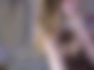 Live cam show with Estef_coll - Smoking on Camsoda