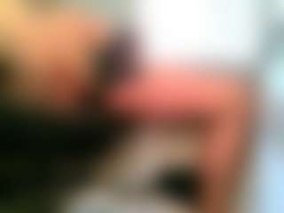 VigorousHead's Live Sex Cam Show