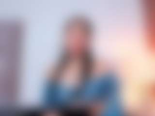 Live cam show with NIA - Thin on AdultVida.com