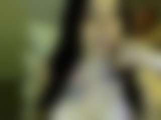 Live cam show with Liz White 333 - Strip Curvy on AdultVida.com