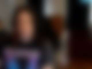Live cam show with Liz White 333 - Pornstar Shaved Pussy on xxxlivecams.org