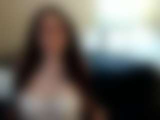 Live cam show with Liz White 333 - Lovense on Camming Site