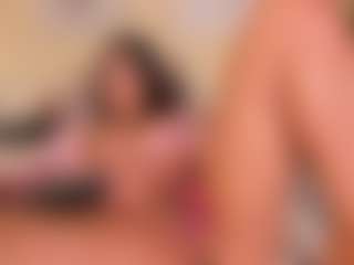 Live cam show with Mia-crawford - Toys on AdultVida.com