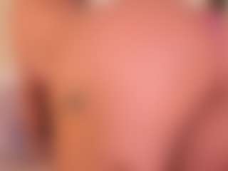 Live cam show with Mia-crawford - Brown Eyes on CamClone