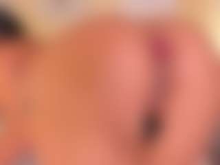 Live cam show with Mia-crawford - Squirt on pussylord.com