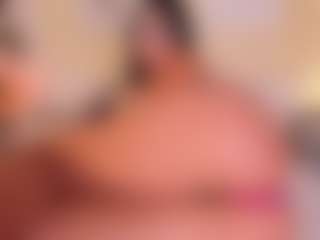 Live cam show with Mia-crawford - Ebony on Camsoda | colombia