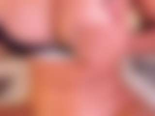 Live cam show with Mia-crawford - Drinking on hrnylive.com