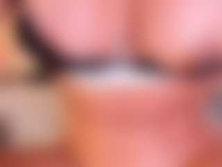 Live cam show with Mia-crawford - Bedroom Teen (18+) on UwU Esports