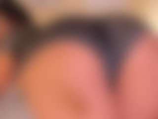 Live cam show with Mia-crawford - Sexwebcam Athletic on Uber Horny