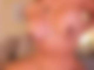 Live cam show with Mia-crawford - Blowjob on Camsoda