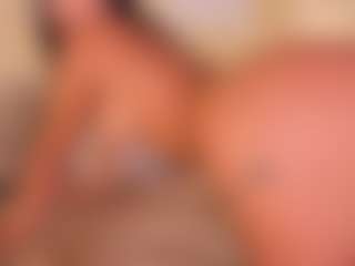 Live cam show with Mia-crawford - Black Shaved Pussy on Camsoda