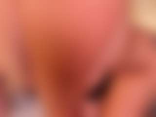 Live cam show with Mia-crawford - Bikini on Camsoda