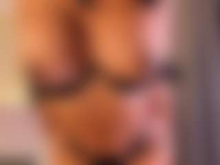 Live cam show with Mia-crawford - BBW Ebony on Cam Slut