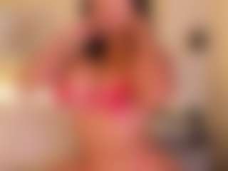 Live cam show with Mia-crawford - Ebony Teen (18+) on Dolls Live