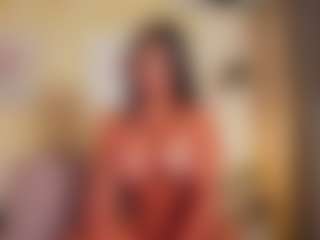 Live cam show with Mia-crawford - Black Shaved Pussy on Camsoda