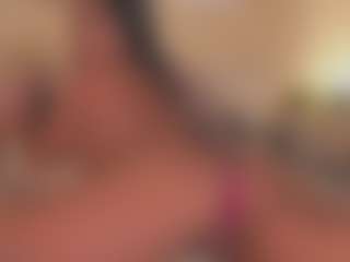 Live cam show with Mia-crawford - Oil on Camsoda