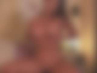 Live cam show with Mia-crawford - Ebony Shaved Pussy on Mixed Magazine Live