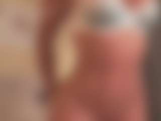 Live cam show with Mia-crawford - Spank on Camming Site
