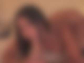 Live cam show with Mia-crawford - BBW Shaved Pussy on friskycurves.com