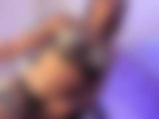 Live cam show with beautiful oriana - Dirty Talk on CamClone