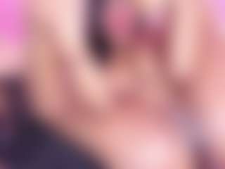 Live cam show with Veronica Lodge - Big Tits on Mixed Magazine Live
