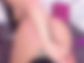 Veronica Lodge's Live Sex Cam Show