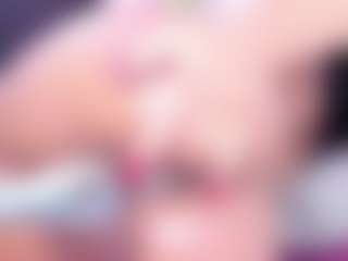Live cam show with Veronica Lodge - Geek on sexylive.show