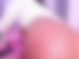 Live cam show with Veronica Lodge - Anal Toys on chickslive.net