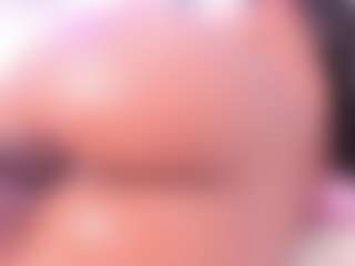 Live cam show with Veronica Lodge - Tease on Camsoda