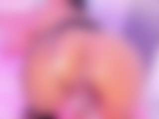 Veronica Lodge's Live Sex Cam Show