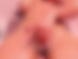 Live cam show with Veronica Lodge - Anal Teen (18+) on Camsoda
