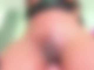 Veronica Lodge's Live Sex Cam Show