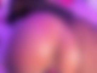 Veronica Lodge's Live Sex Cam Show