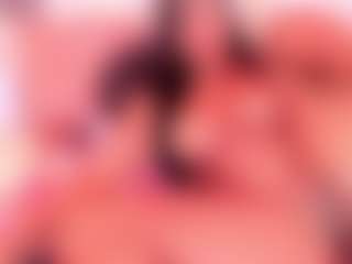 Live cam show with Veronica Lodge - Deepthroat on madthumbs