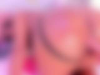 Live cam show with Veronica Lodge - Facial Piercings on camtv