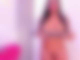 Live cam show with Veronica Lodge - Striptease on anonymated.com