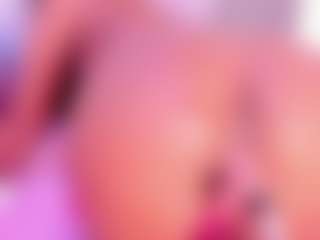 Live cam show with Veronica Lodge - Ass Bouncing on Porn Luv