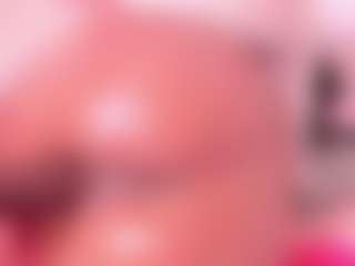 Live cam show with Veronica Lodge - Squirt Curvy on Camsoda