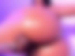 Veronica Lodge's Live Sex Cam Show