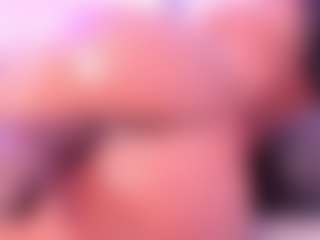 Live cam show with Veronica Lodge - Spank Lovense on live.xheat.ai