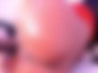 Live cam show with Veronica Lodge - Strip on Camsoda