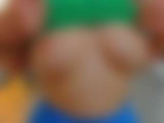 Live cam show with kayakiss - Mature on Camsoda