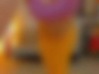 kayakiss MILF webcam performer live streaming
