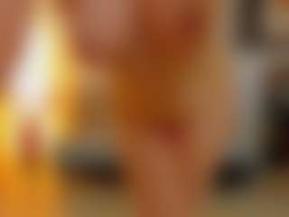 Live cam show with kayakiss - Mature on Camsoda