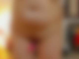 Live cam show with kayakiss - White MILF on CamwithHer | united states