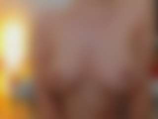Live cam show with kayakiss - Ass Bouncing on Dare Cams