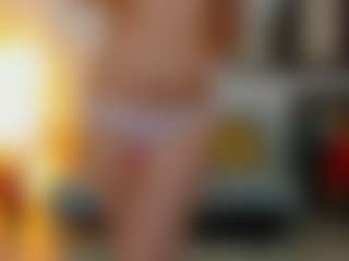 Live cam show with kayakiss - Middle Aged on live18s.com